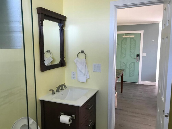 777 Motor Inn image 11